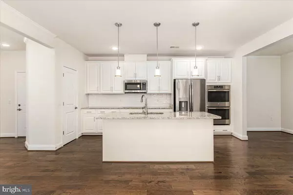 Ashburn, VA 20148,23631 HAVELOCK WALK TER #313