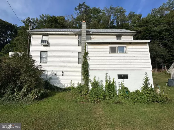 Mcconnellsburg, PA 17233,682 KNOBSVILLE ROAD