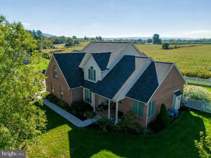 3576 FOX HILL DRIVE, Chambersburg, PA 17202