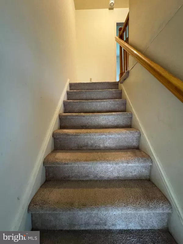 Lancaster, PA 17603,11 CLARENDON DR