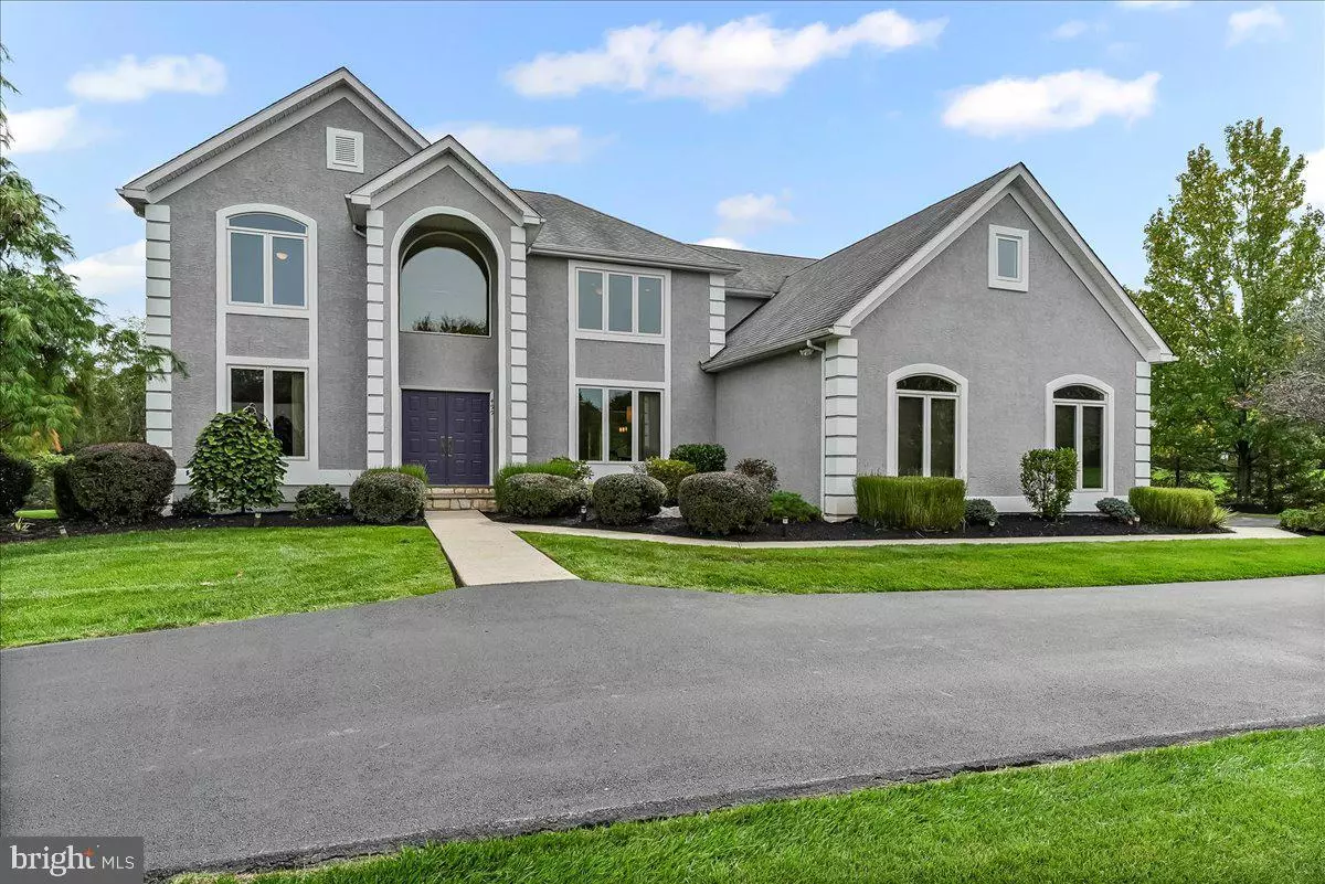 Ambler, PA 19002,499 GROUSE CIR