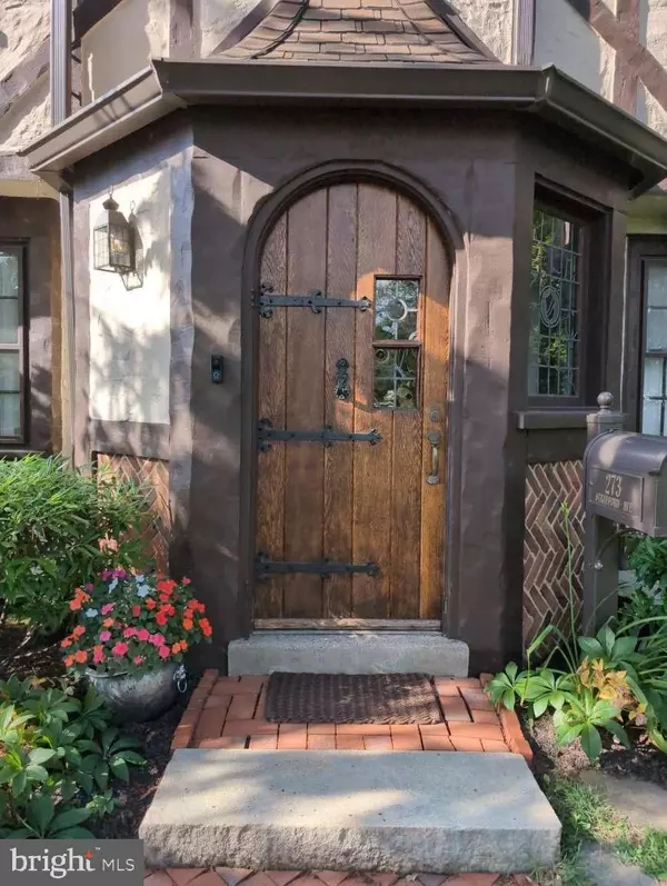 Wayne, PA 19087,273 STRAFFORD AVE