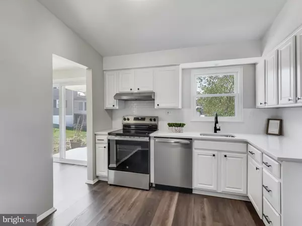 Carlisle, PA 17013,1698 DOUGLAS DR