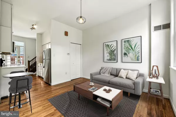 Philadelphia, PA 19107,1026 PINE ST #11