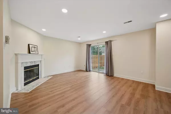 North Wales, PA 19454,5201 PLANTATION CT