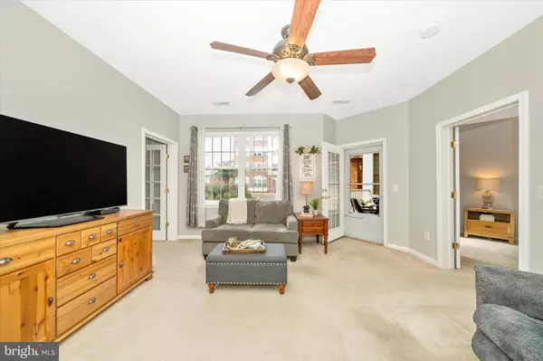 Gambrills, MD 21054,2610 CHAPEL LAKE DR #112