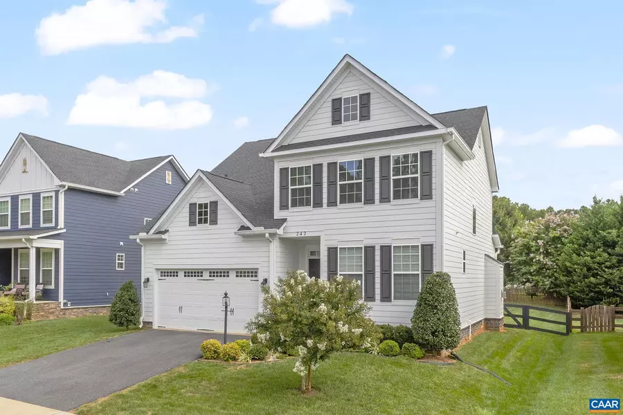 242 APPALACHIAN LN, Zion Crossroads, VA 22942