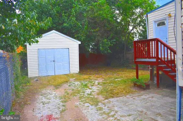 Brentwood, MD 20722,4318 NEWTON ST