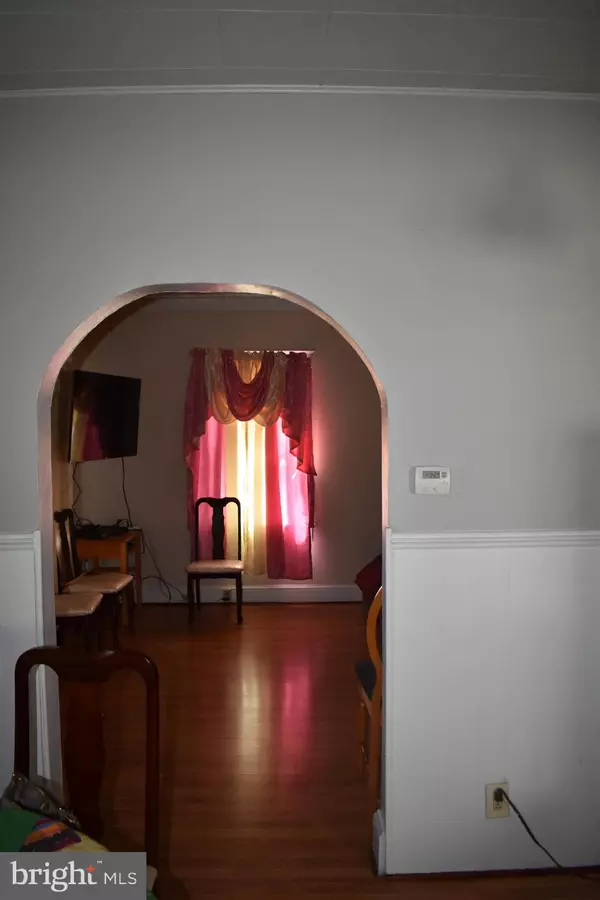 Brentwood, MD 20722,4318 NEWTON ST