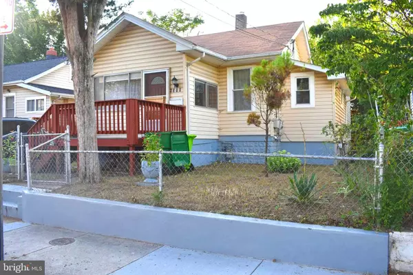 Brentwood, MD 20722,4318 NEWTON ST