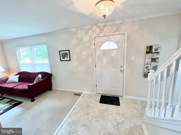 Herndon, VA 20170,604 WORCHESTER ST