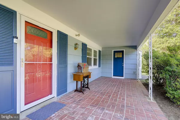 Bowie, MD 20715,2811 BARBERRY LN