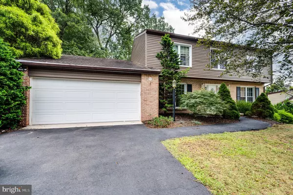 15 NASSAU CIR,  Reading,  PA 19607