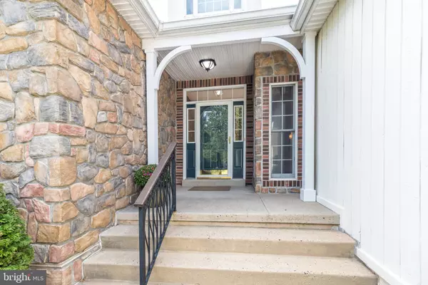 Doylestown, PA 18902,5812 HICKORY HOLLOW LN