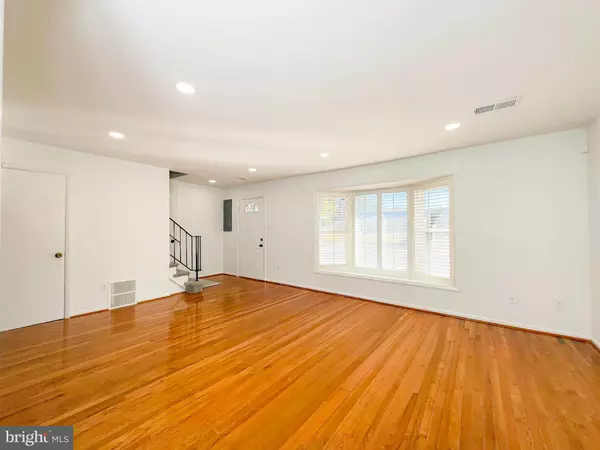 Capitol Heights, MD 20743,5600 WALKER MILL RD