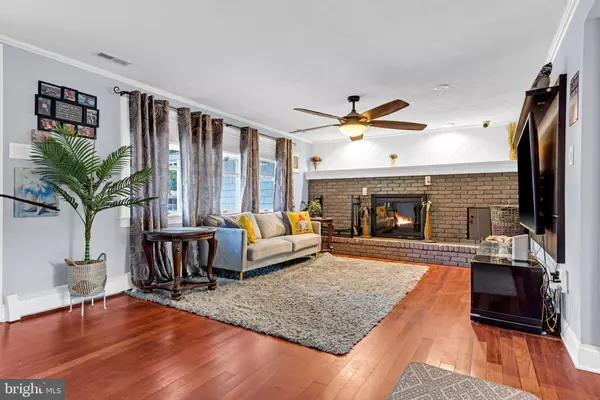 Tuckerton, NJ 08087,110 4TH