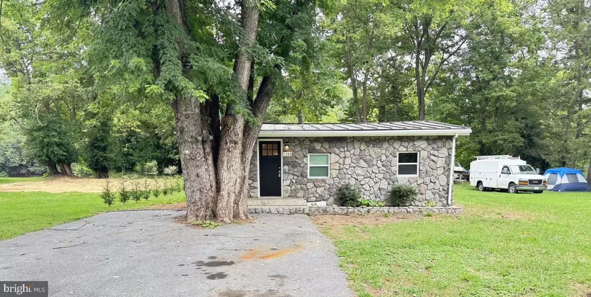 1298 QUEENS HWY, Front Royal, VA 22630