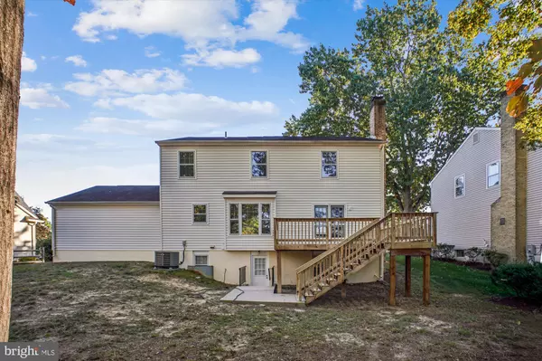 Springfield, VA 22153,8918 PEORIA CT