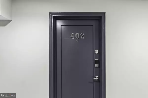 Washington, DC 20010,3101 SHERMAN AVE NW #402