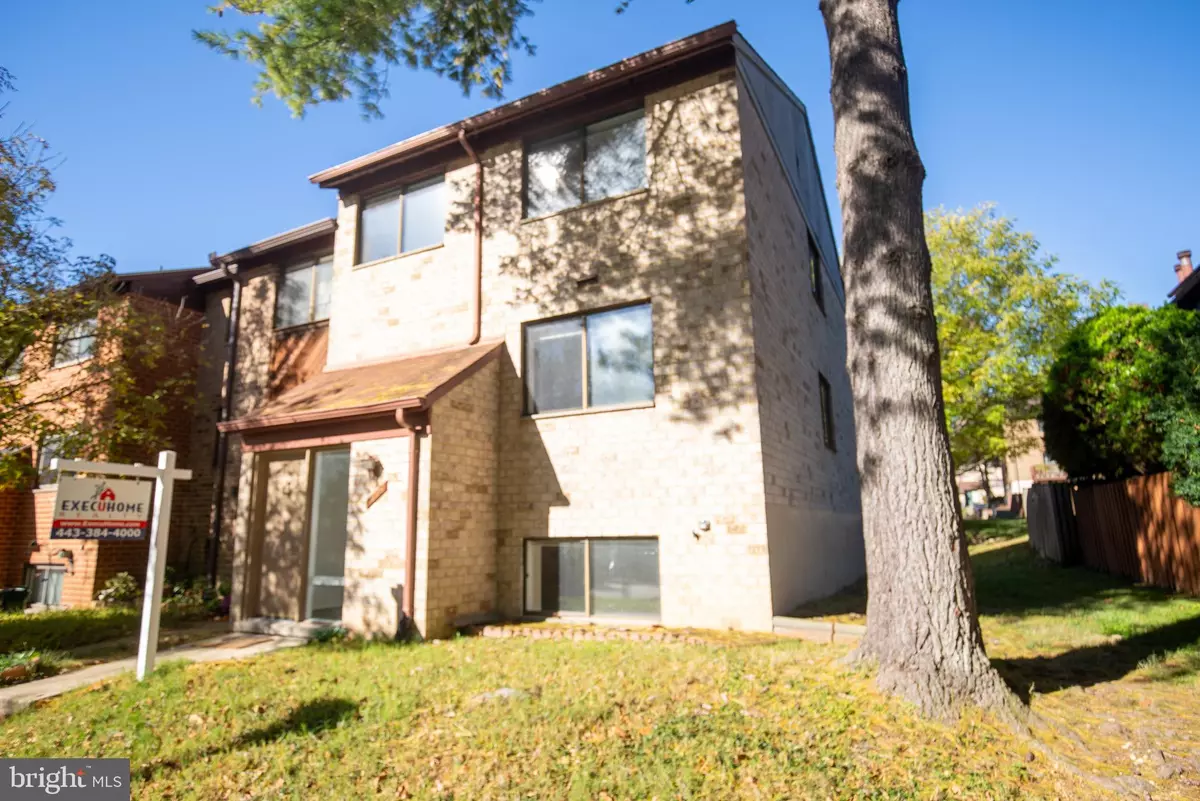 Columbia, MD 21045,7194 LASTING LIGHT WAY