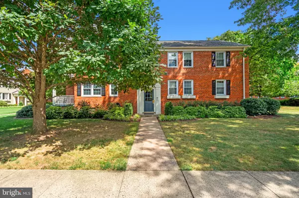 Alexandria, VA 22307,6507 10TH ST #B1