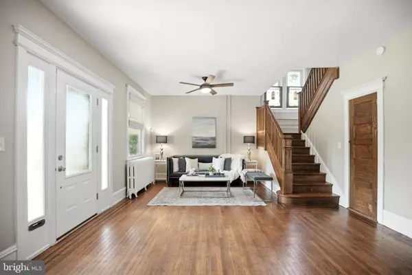 Collingswood, NJ 08108,951 PARK AVE