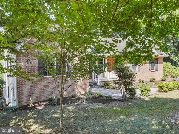 Hedgesville, WV 25427,671 N RIDGE RD N