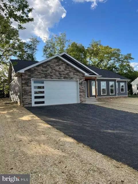 10199 JASPER DRIVE, Greencastle, PA 17225