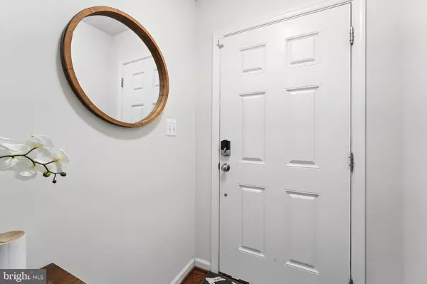 Manassas, VA 20111,9053 CONNOR HOUSE RD