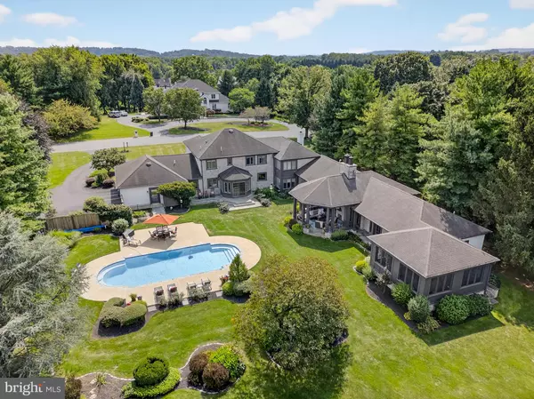 Lititz, PA 17543,381 SARSEN DR
