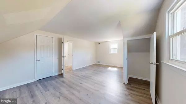 Trenton, NJ 08638,37 HAZELHURST AVE