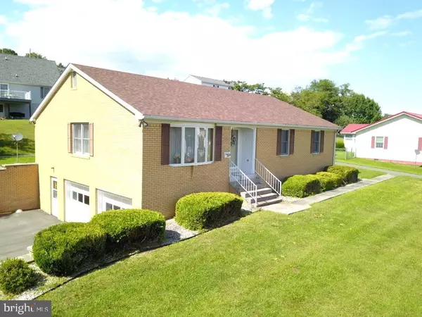 1580 BEACON ST, Keyser, WV 26726
