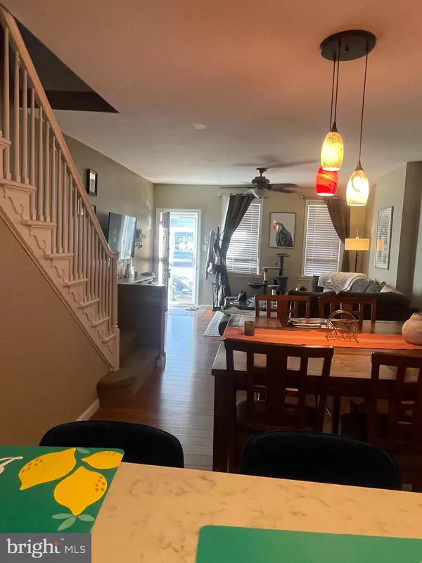 Gloucester City, NJ 08030,513 1/2 MARKET ST