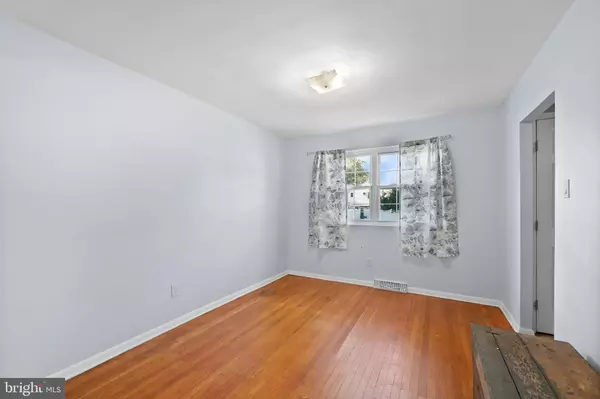 Beverly, NJ 08010,204 N HARRISON AVE