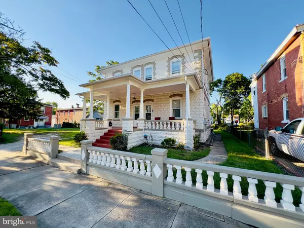 Vineland, NJ 08360,814 E CHERRY ST