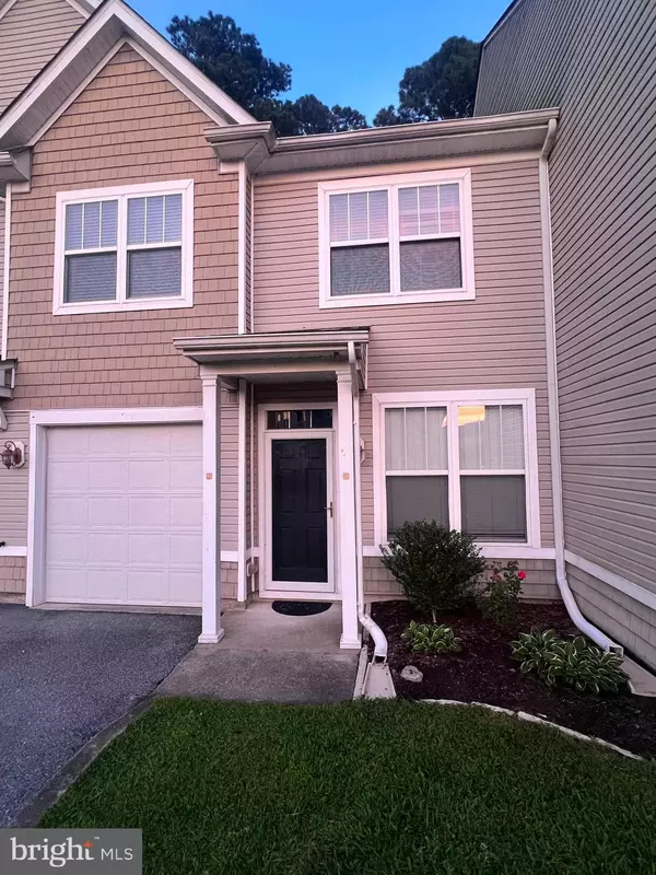 331 SCHOONER LN #302, Berlin, MD 21811