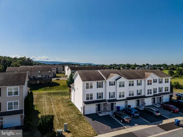 Fayetteville, PA 17222,3578 PINECREST COURT #16