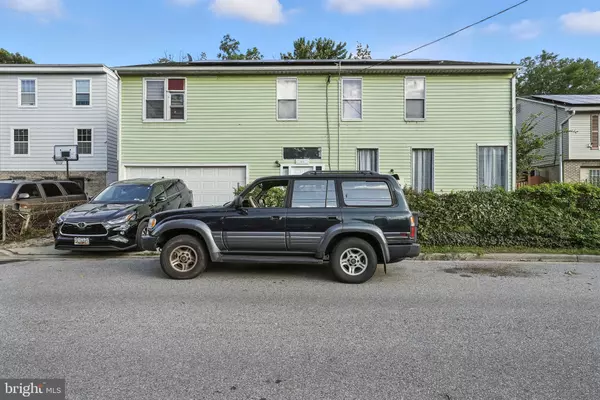 Capitol Heights, MD 20743,5809 BURGUNDY ST