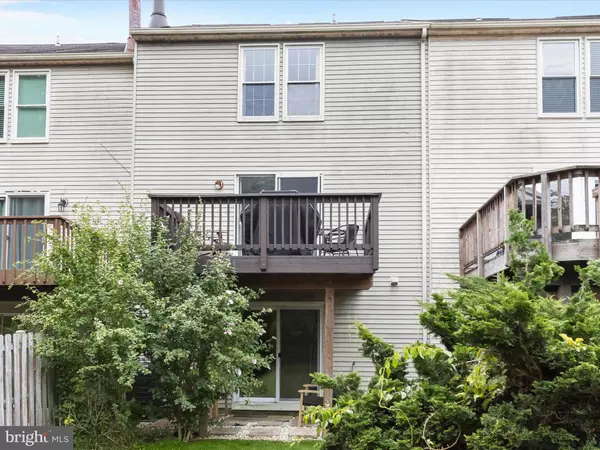 Columbia, MD 21045,6413 POUND APPLE CT