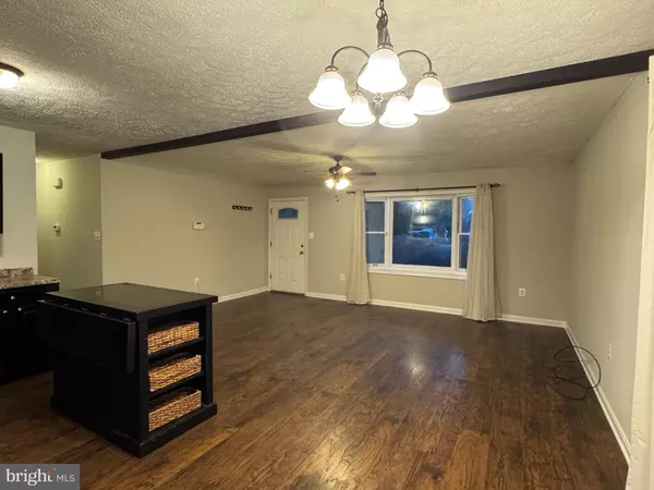 Newburg, MD 20664,9506 OAKRIDGE CT