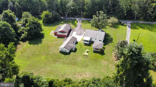 Newark, DE 19702,1581 IRON HILL RD