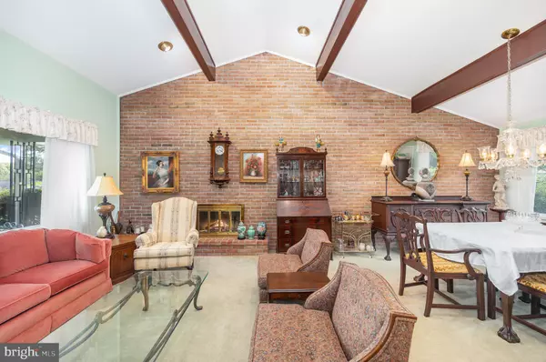 Camp Hill, PA 17011,1711 CEDAR CLIFF DR