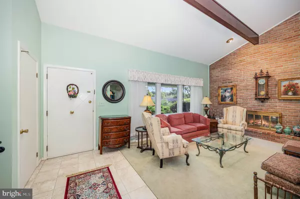 Camp Hill, PA 17011,1711 CEDAR CLIFF DR