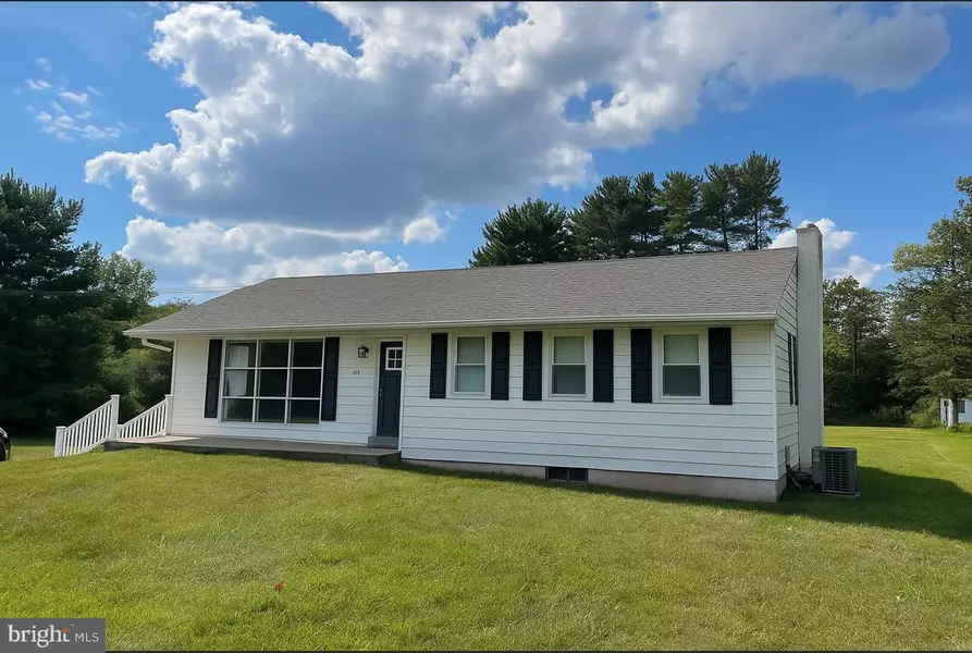 53 SUNSET RD, Royersford, PA 19468