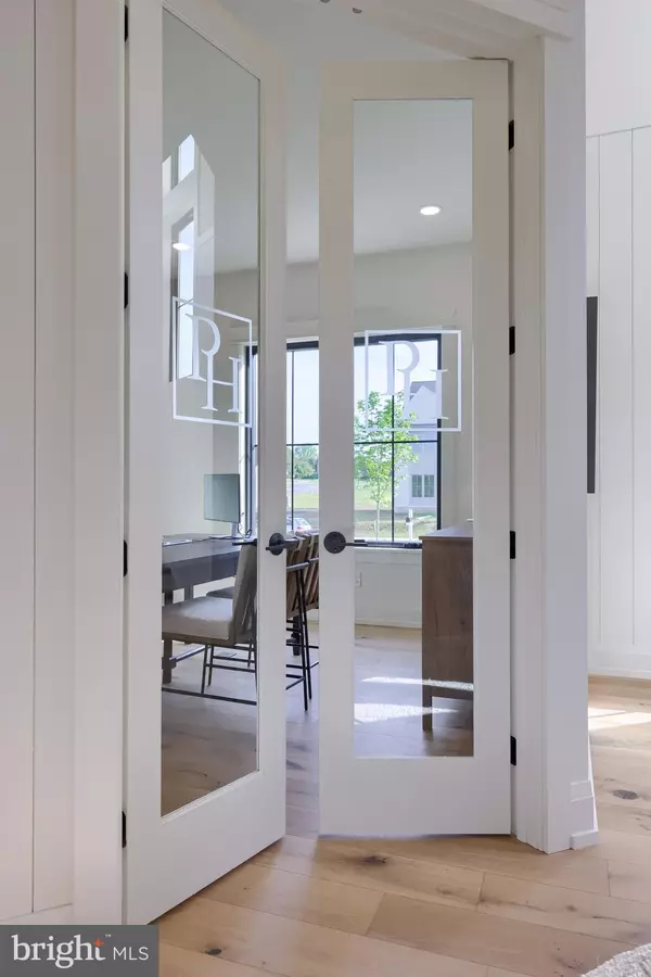 Lebanon, PA 17042,0 CHARCOAL