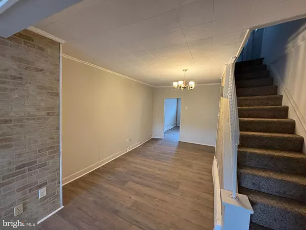 Mount Carmel, PA 17851,6 S SPRUCE ST