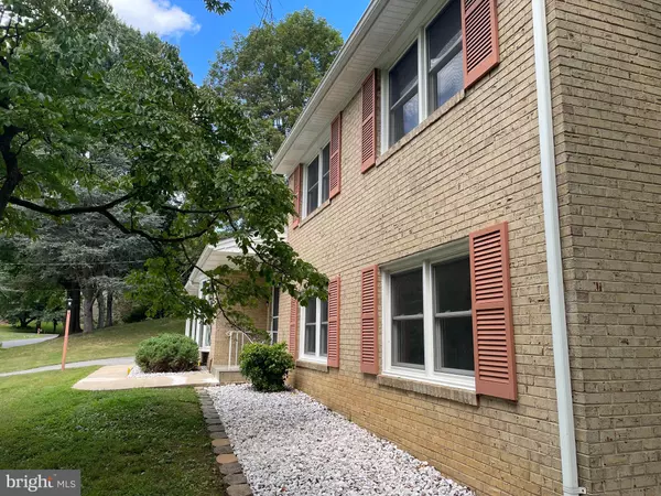 Silver Spring, MD 20904,13409 DONCASTER LN