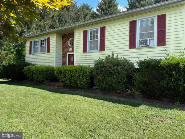Mount Holly Springs, PA 17065,711 W PINE ST