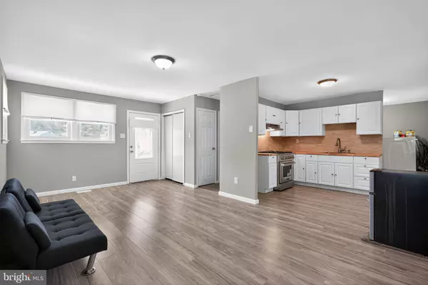 Clayton, NJ 08312,262 N DENNIS DR