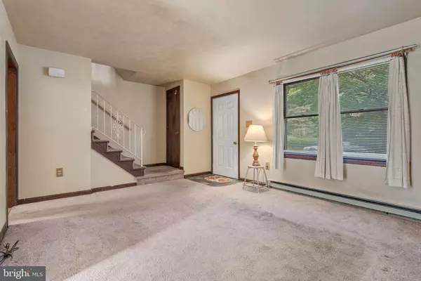 Mountville, PA 17554,42 FROELICH AVE